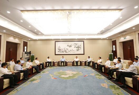 國(guó)家電網(wǎng)董事長(zhǎng)毛偉明與浙江省委書記車俊、省長(zhǎng)袁家軍會(huì)談