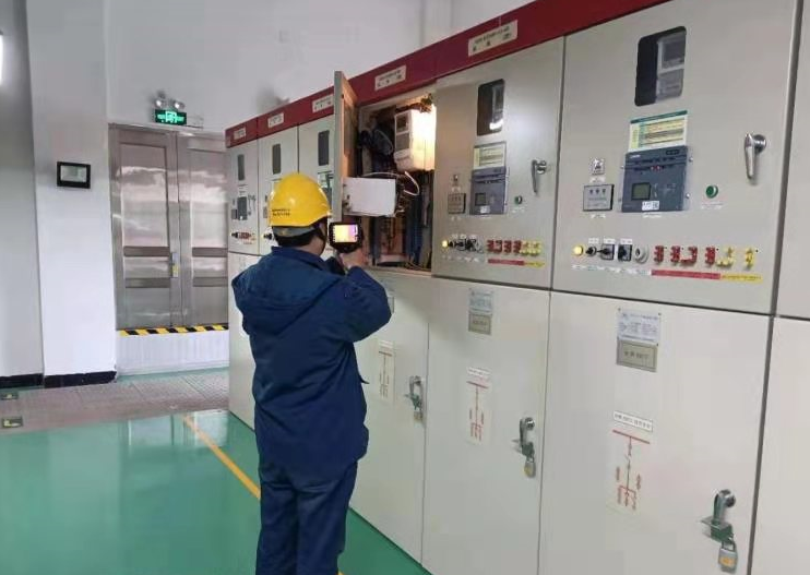 國(guó)網(wǎng)慈溪市供電公司用心巡視、及時(shí)消缺確保電網(wǎng)安全穩(wěn)定運(yùn)行
