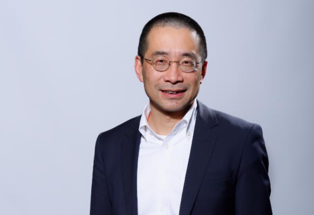 施耐德電氣全球執(zhí)行副總裁、中國區(qū)總裁尹正：提升能源效率助力實現(xiàn)碳中和