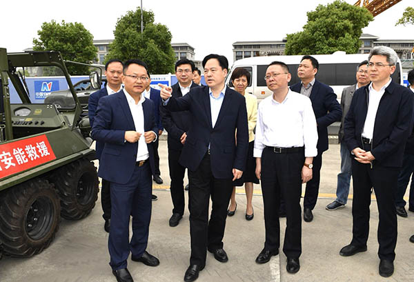 常州市委副書記、市長陳金虎蒞臨中國安能二局常州分公司調(diào)研防汛抗旱工作