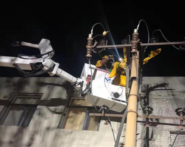 烏海電業(yè)局配電帶電作業(yè)處：11、7、23