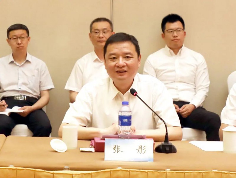 協(xié)鑫、徐工聯(lián)手！布局新能源