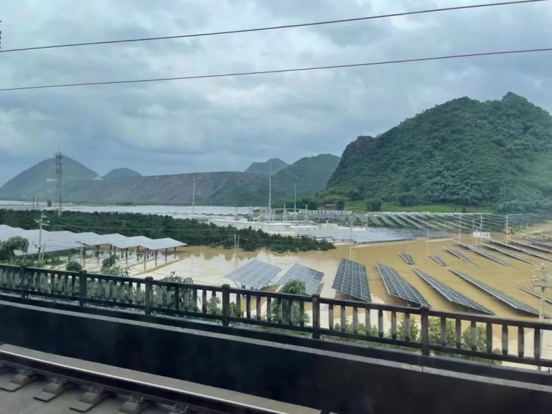 地面電站秒變漂浮電站，又一光伏電站被水淹！