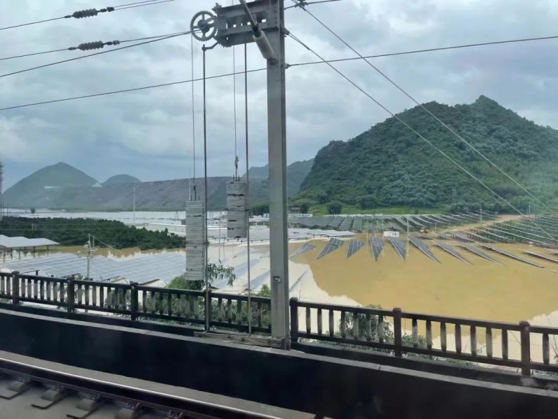 地面電站秒變漂浮電站，又一光伏電站被水淹！