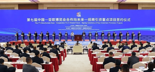 鋁業(yè)巨頭600億元進軍光伏，建設(shè)30萬噸多晶硅、20GW硅片、6GW電站等