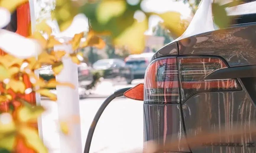 國補退出，新能源汽車掀起價格戰(zhàn)