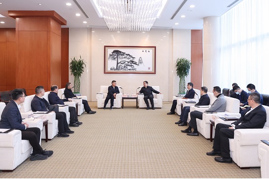 鄧建玲會見福建省政協(xié)副主席、漳州市委書記張國旺