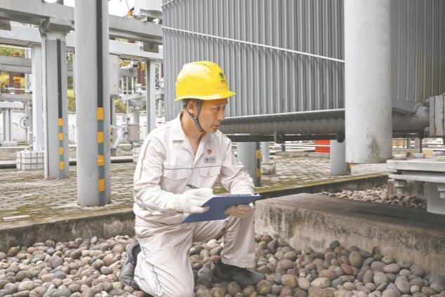 26年，變電運維一線的耕耘與創(chuàng)新——記全國五一勞動獎章獲得者池永