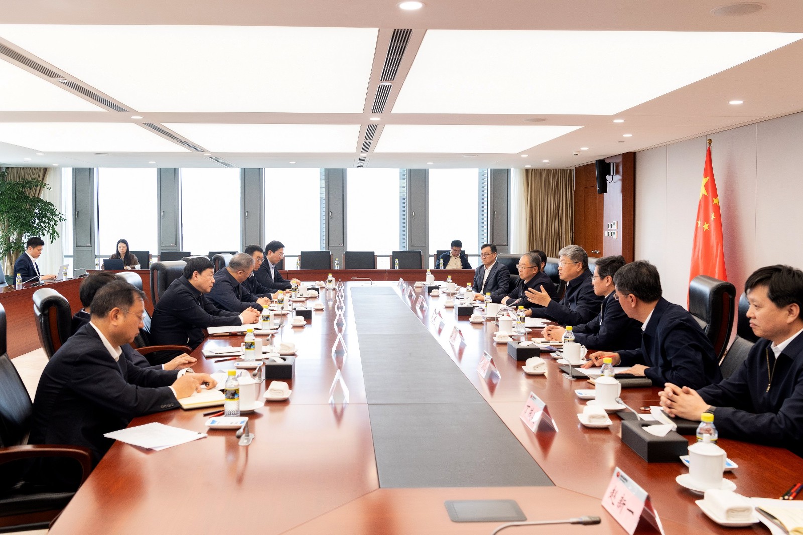 國家能源集團劉國躍、余兵會見國家電網黨組書記、董事長張智剛