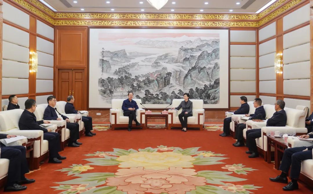 中國(guó)電建黨委書記、董事長(zhǎng)丁焰章拜會(huì)四川省委