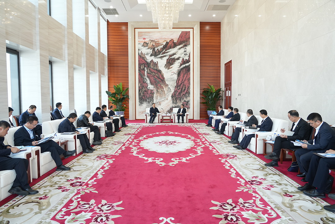 中國能建黨委書記、董事長宋海良與山西省委常委、大同市委書記盧東亮?xí)? /></a></div>
				<div   id=