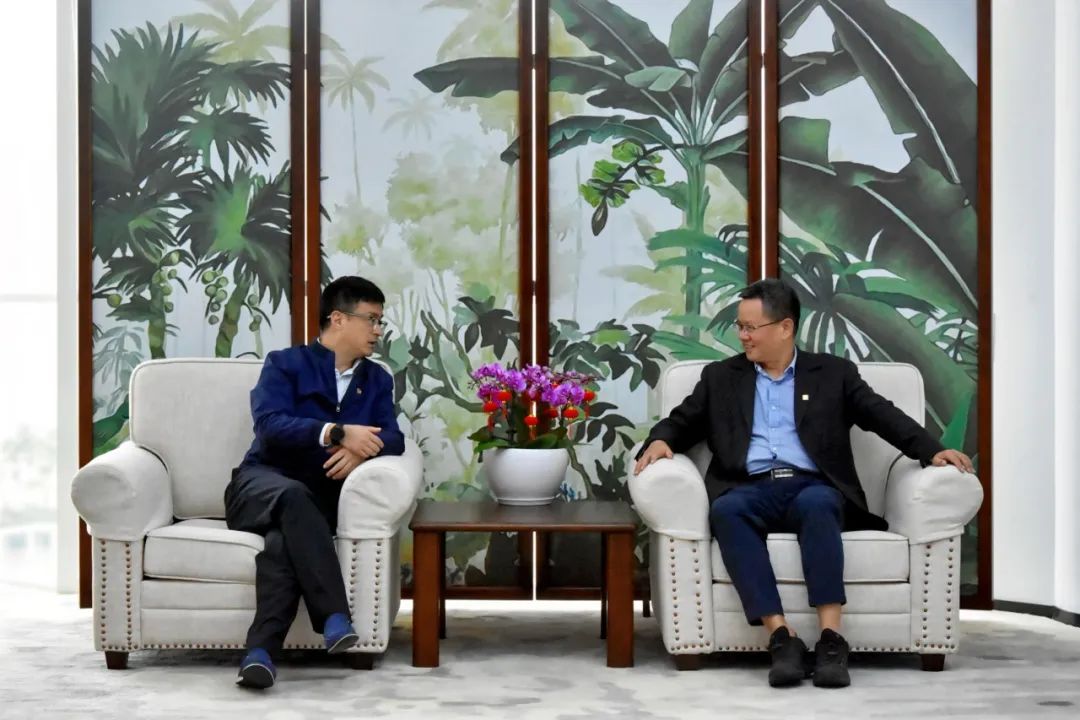 國電投海南公司黨委副書記、總經(jīng)理劉波濤拜訪大唐海南公司黨委書記、董事長王俊啟