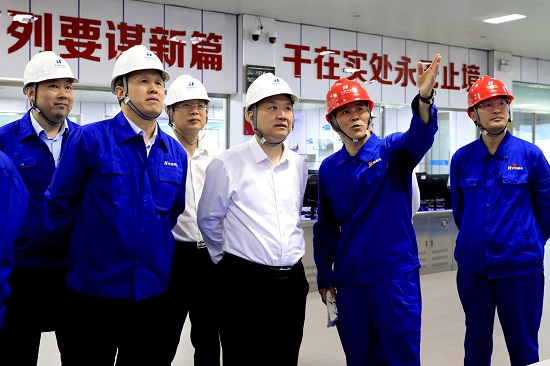 中國華能集團董事長溫樞剛到鶴崗電廠、伊春熱電督導(dǎo)調(diào)研生態(tài)環(huán)保及安全生產(chǎn)工作